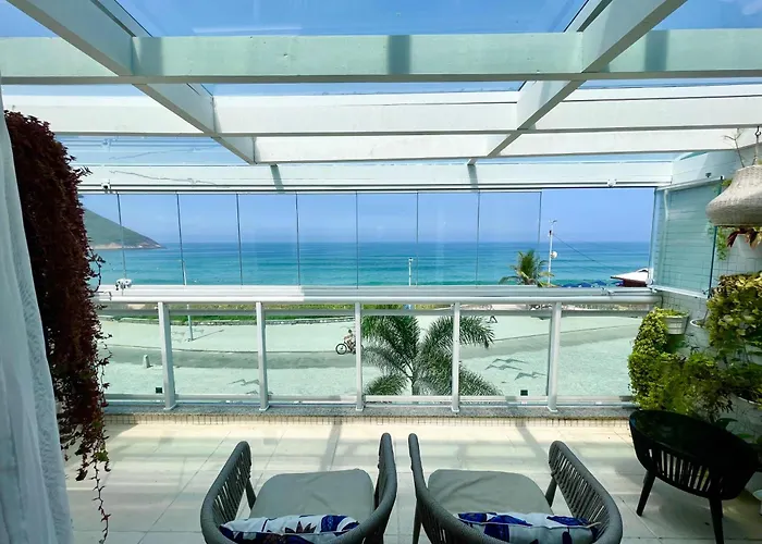 Frente Mar- Apto Pe Na Areia Com Charme E Conforto