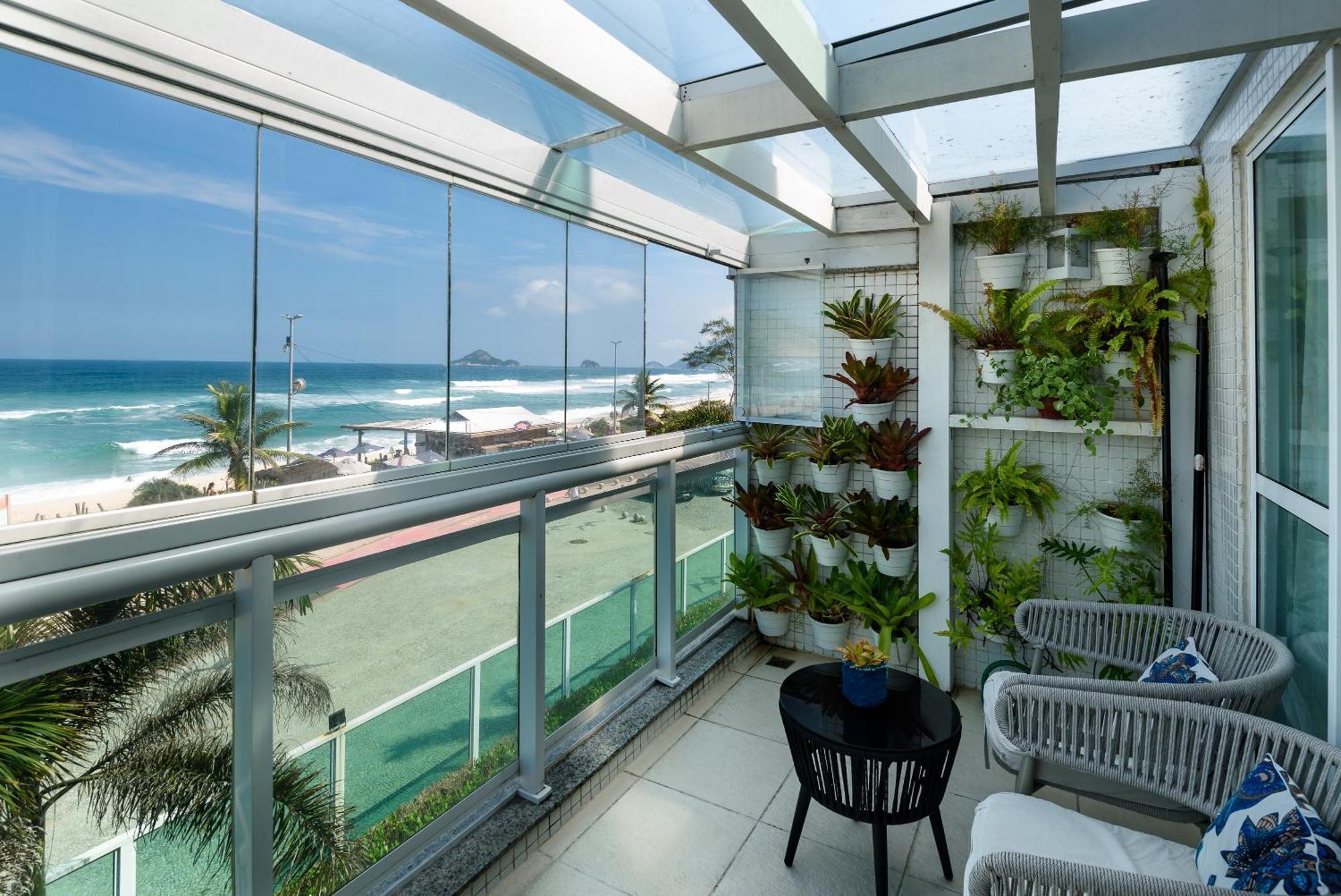 Frente Mar- Apto Pe Na Areia Com Charme E Conforto Apartamento
