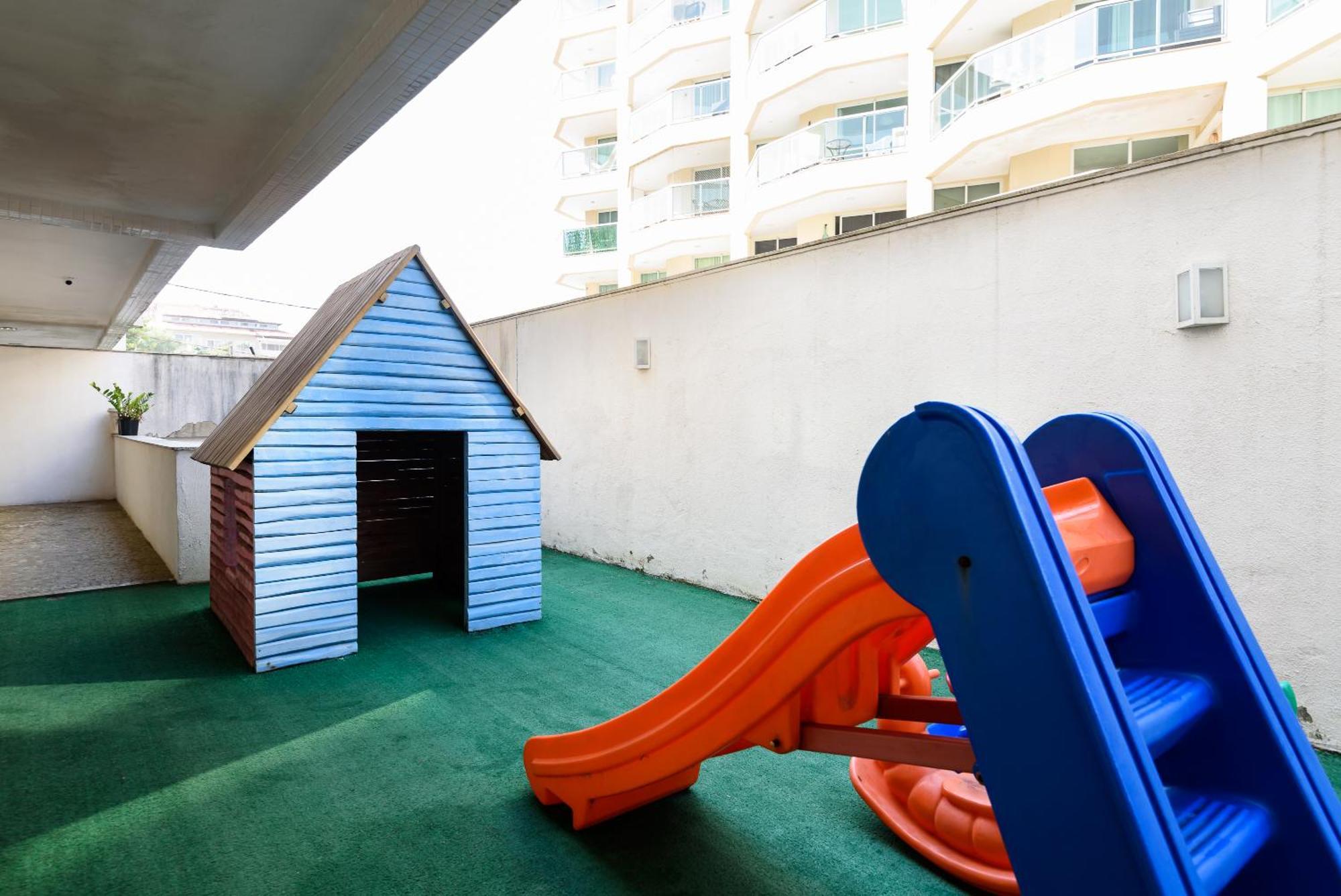 Frente Mar- Apto Pe Na Areia Com Charme E Conforto